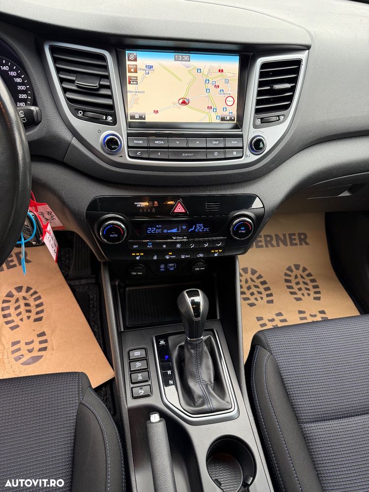 Hyundai Tucson 2.0 CRDI 4WD Automatik Premium - 14