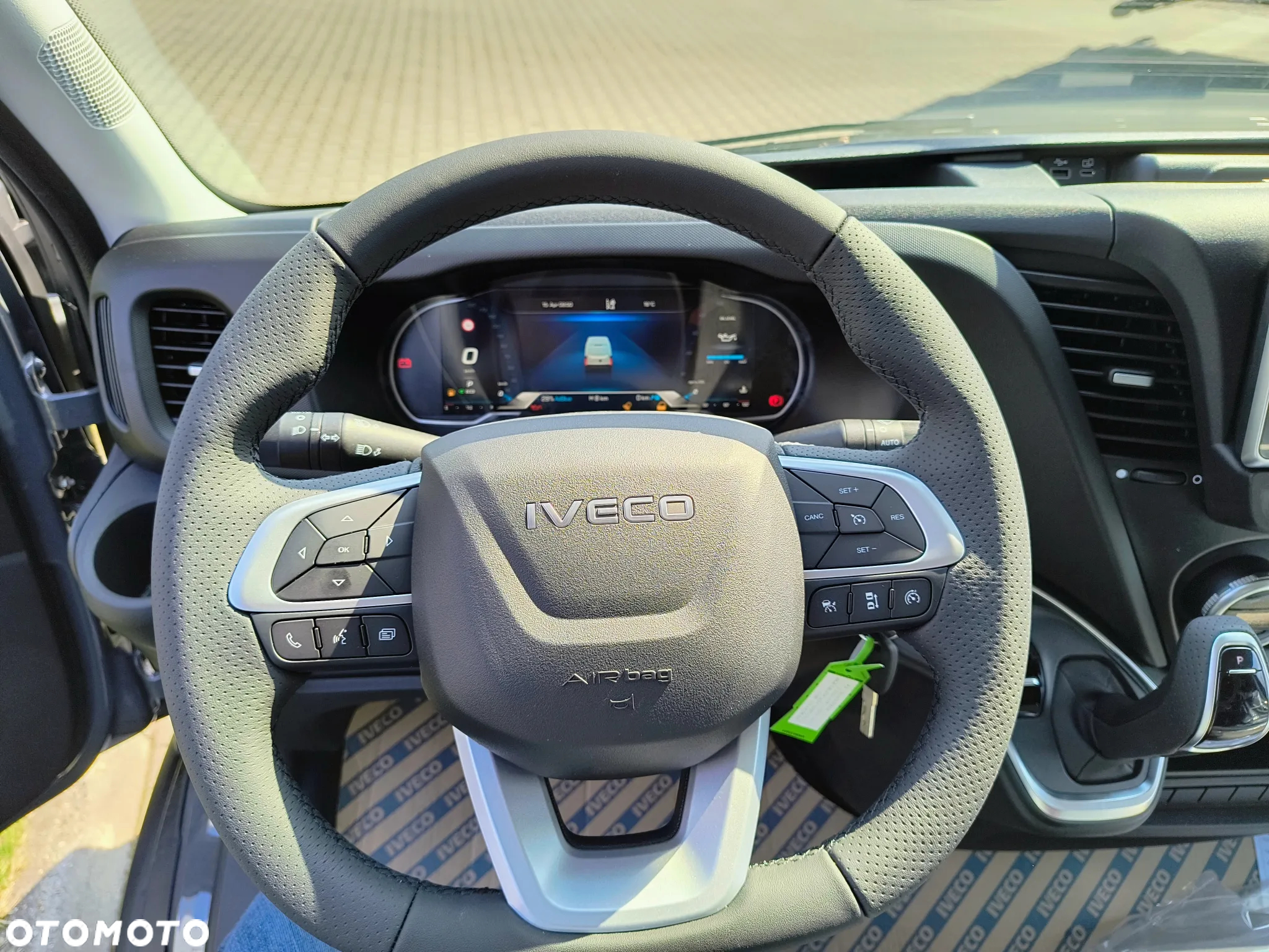 Iveco Daily  L4H3 3.0 AUTOMAT - od ręki - 9