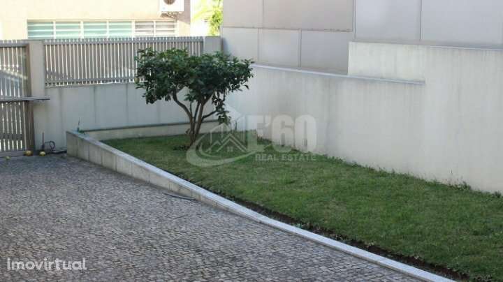 EXCELENTE MORADIA T4 - Grande imagem: 3/21