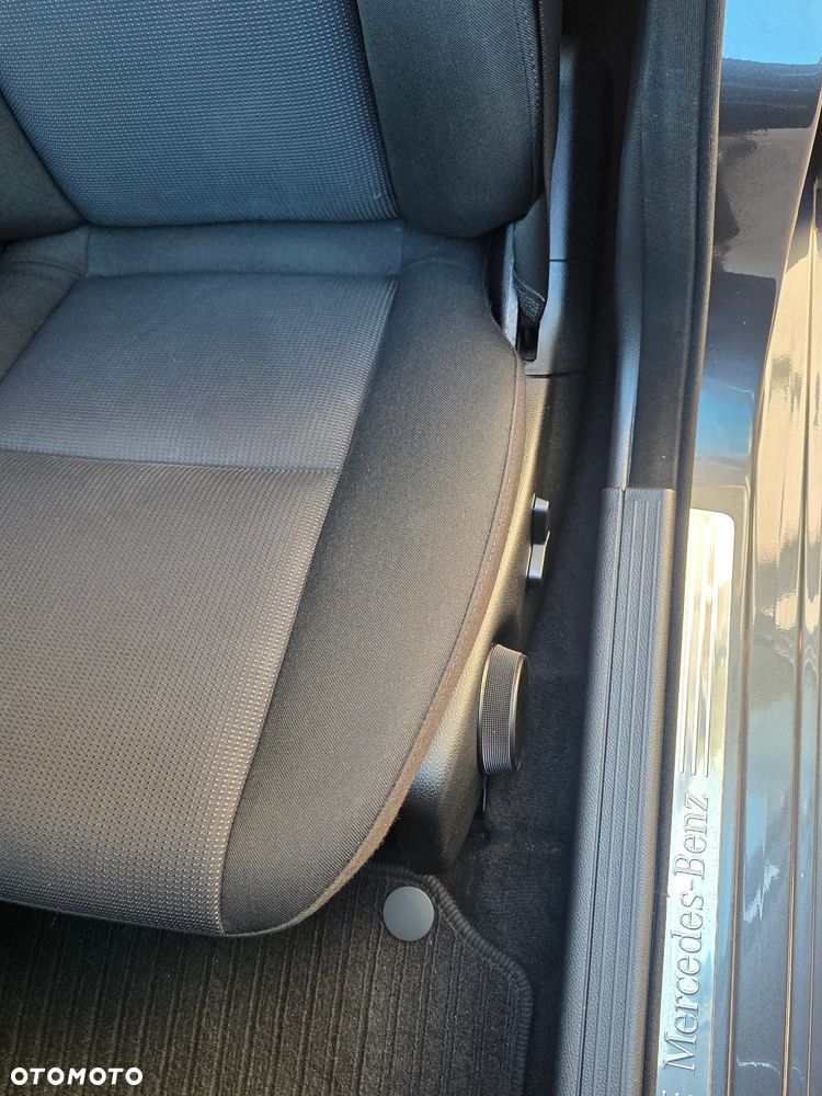 Mercedes-Benz Klasa C 200 Kompressor Elegance - 24