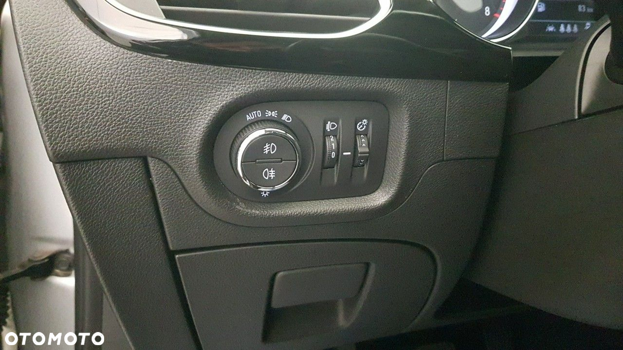 Opel Astra - 32