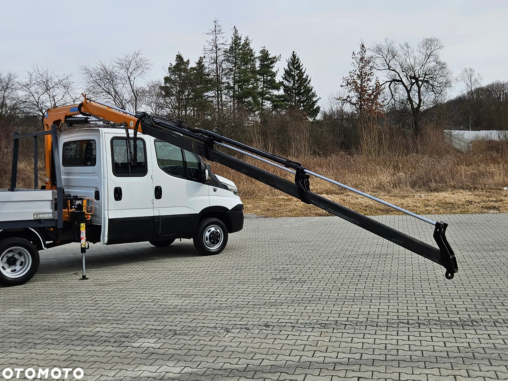 Iveco Daily 35c-15 Doka/Dubel Kabina Skrzynia 2.55M+HDS 9.5 M Effer 28/3S ! Klima ! 3.0 HPI *150 Km ! - 10