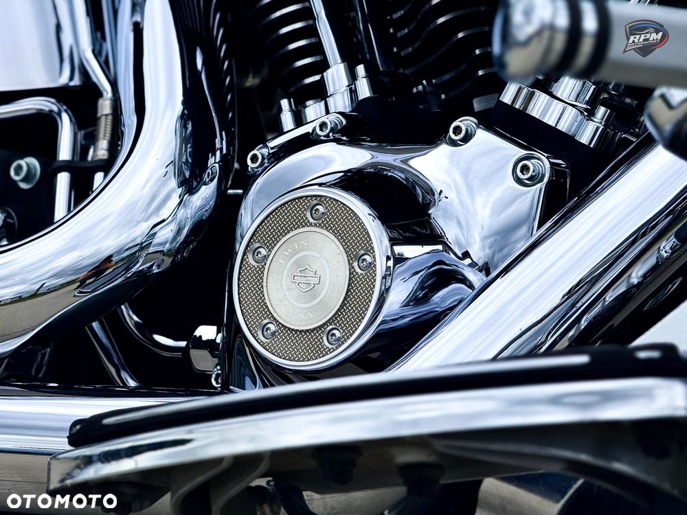 Harley-Davidson Softail Heritage Classic - 27
