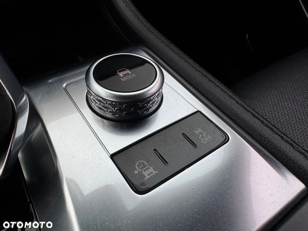 Jaguar F-Pace D200 AWD R-Dynamic SE - 27