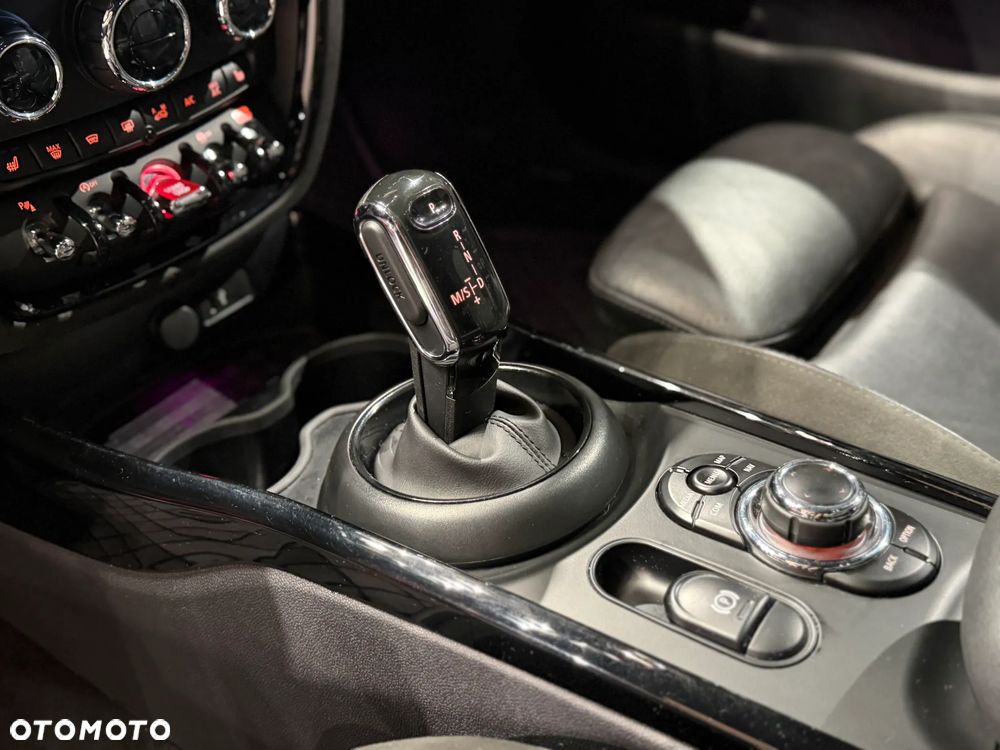 MINI Clubman Cooper S - 13