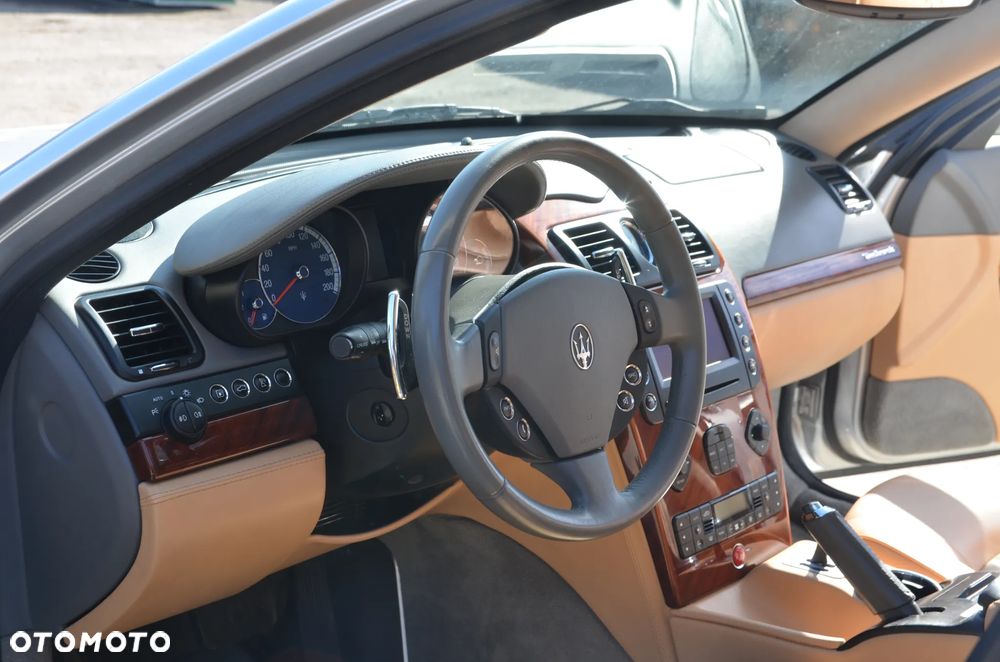 Maserati Quattroporte Automatic - 36