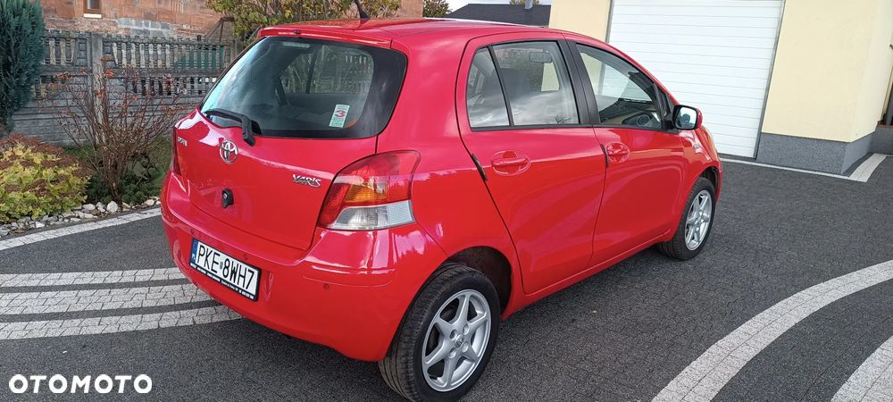 Toyota Yaris 1.33 Luna - 3