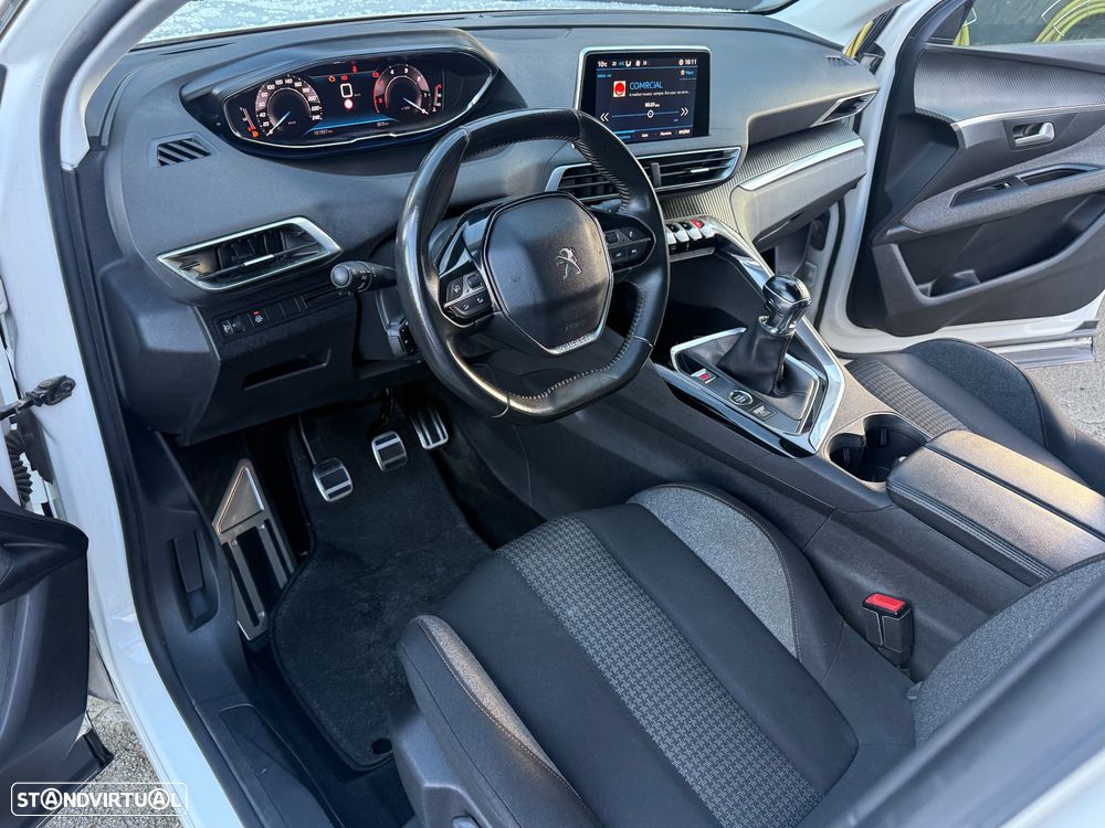 Peugeot 3008 1.5 BlueHDi GT - 19