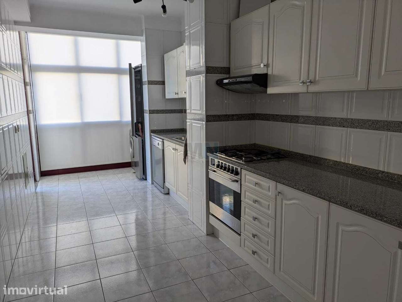 T3 +Garagem na R. Cândido dos Reis - Viseu - Grande imagem: 5/28