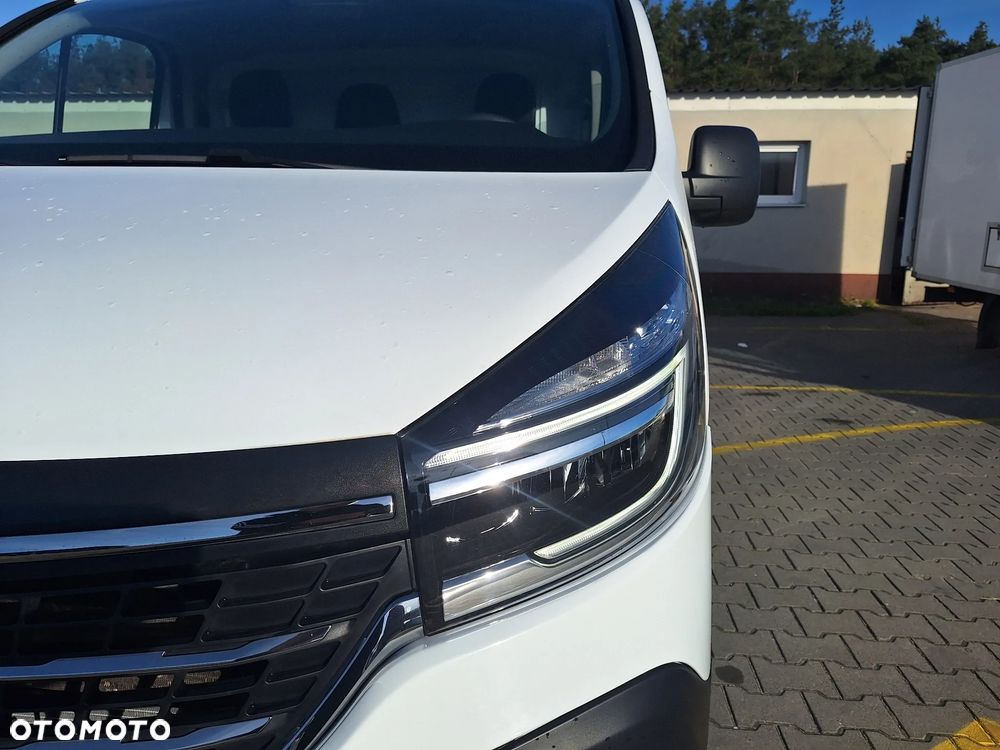 Renault Trafic - 17