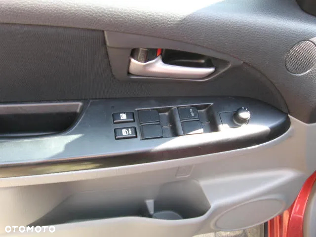 Suzuki SX4 1.6 GS / Premium - 25