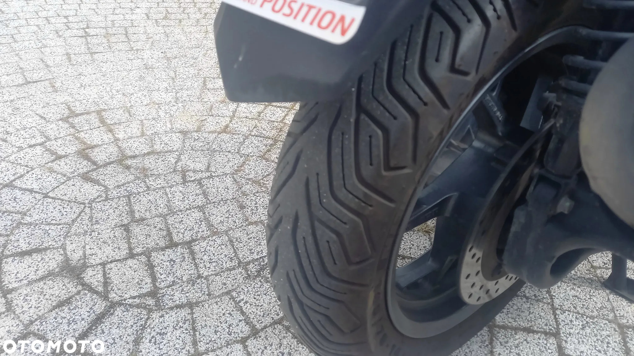 Yamaha X-max - 23