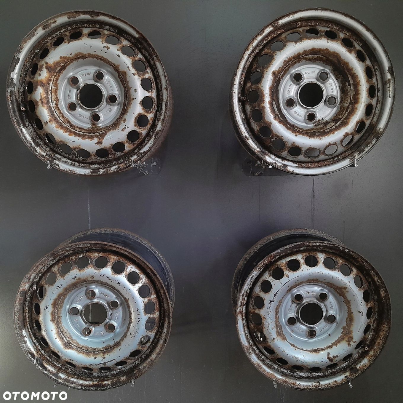 Felgi 16 5x120 Volkswagen T5 T6 OE F503106-29 - 1