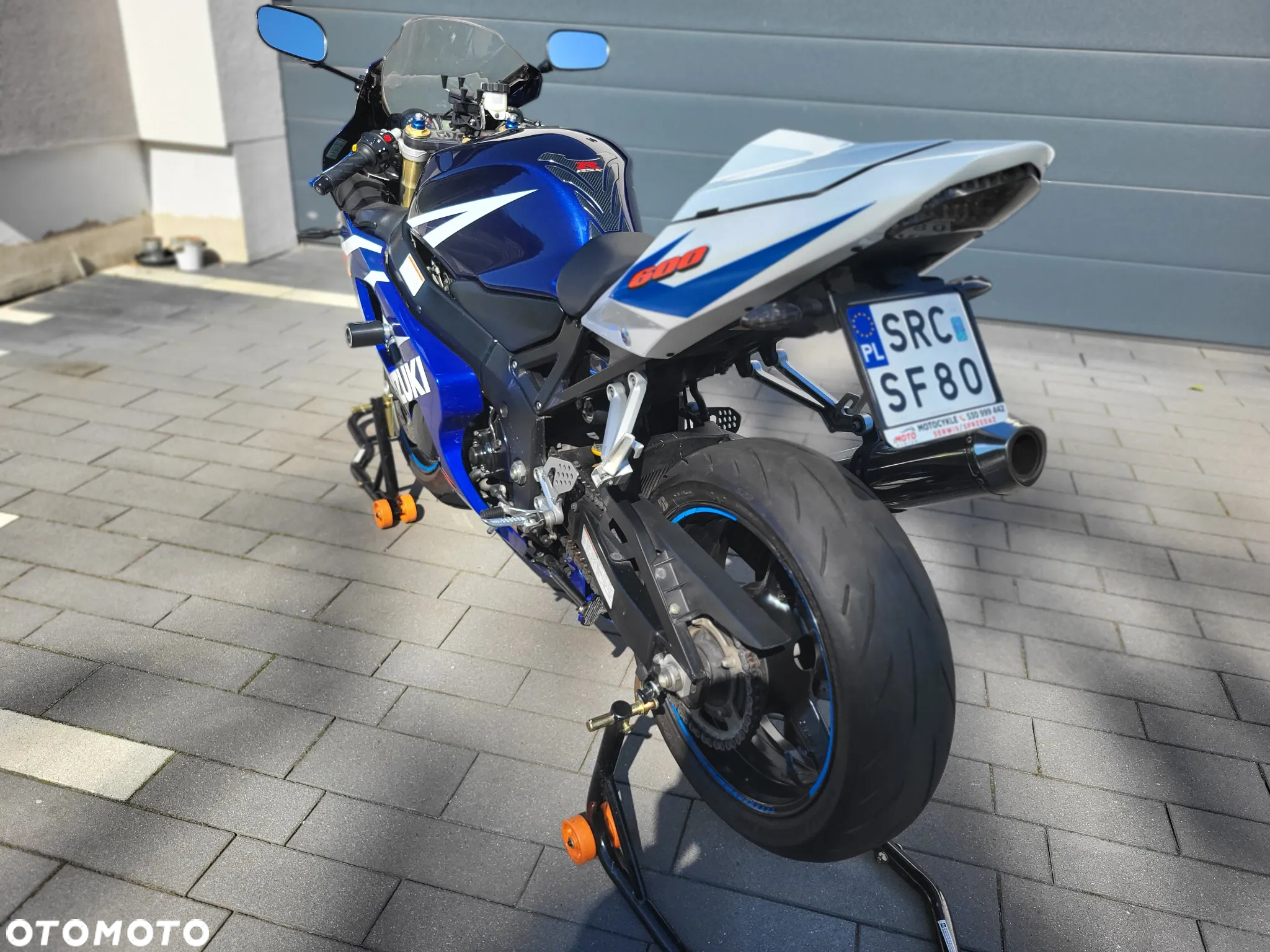 Suzuki GSX-R - 11