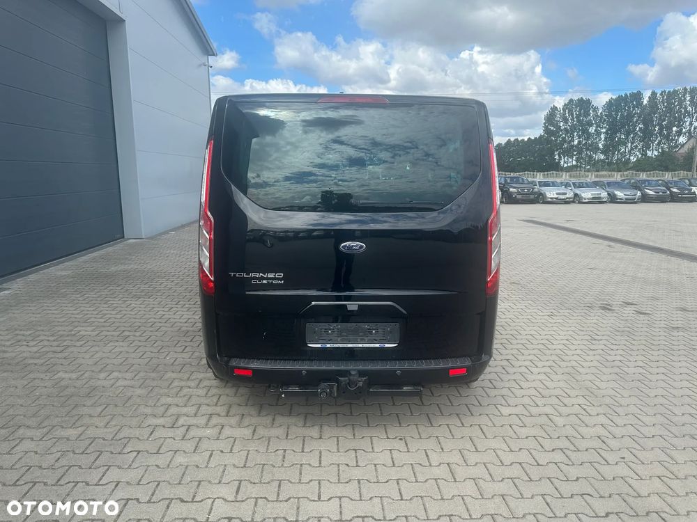 Ford Tourneo Custom 2.0 TDCi L2 Titanium - 4
