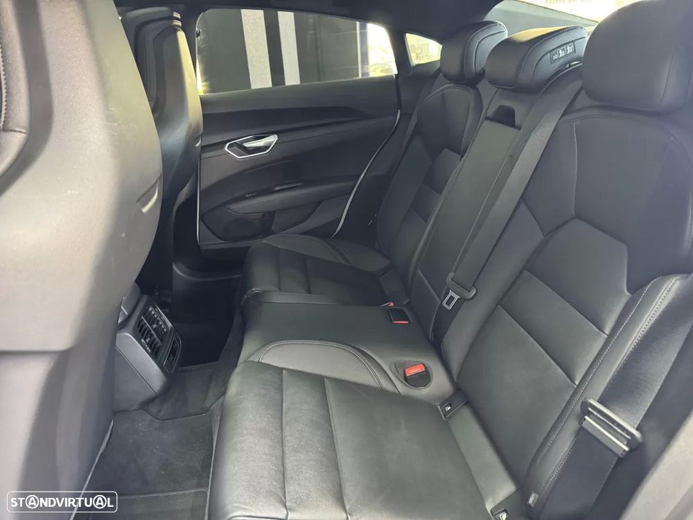 Audi e-tron GT quattro - 28