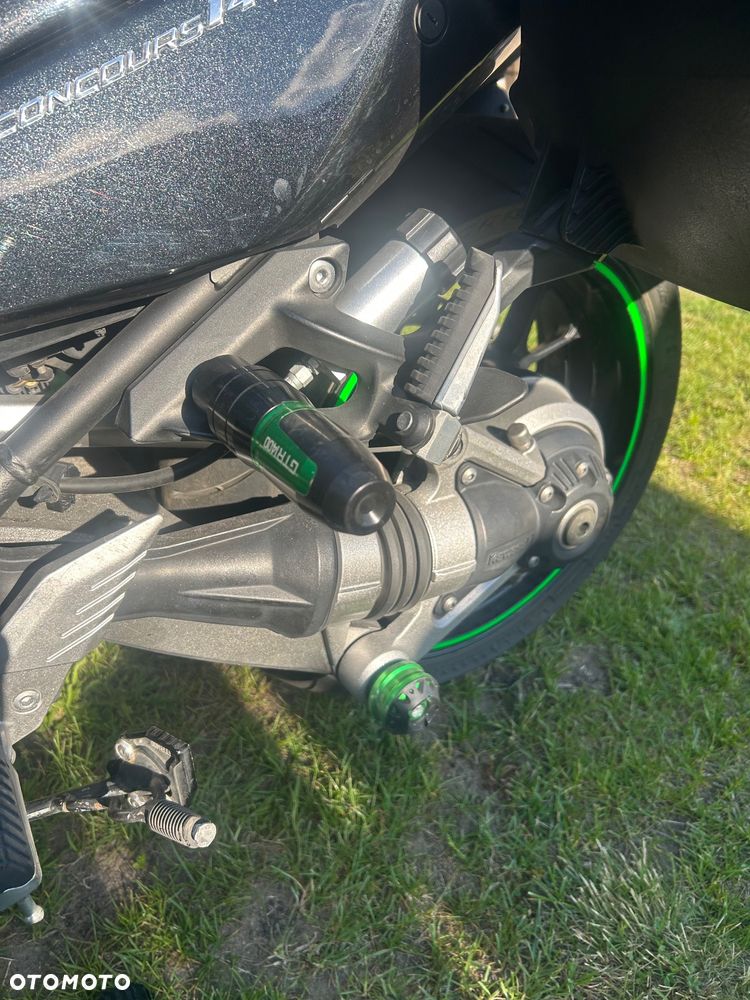 Kawasaki Concours - 9