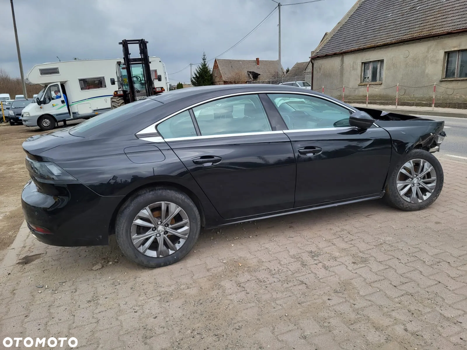 Peugeot 508 PureTech 180 EAT8 GT - 3