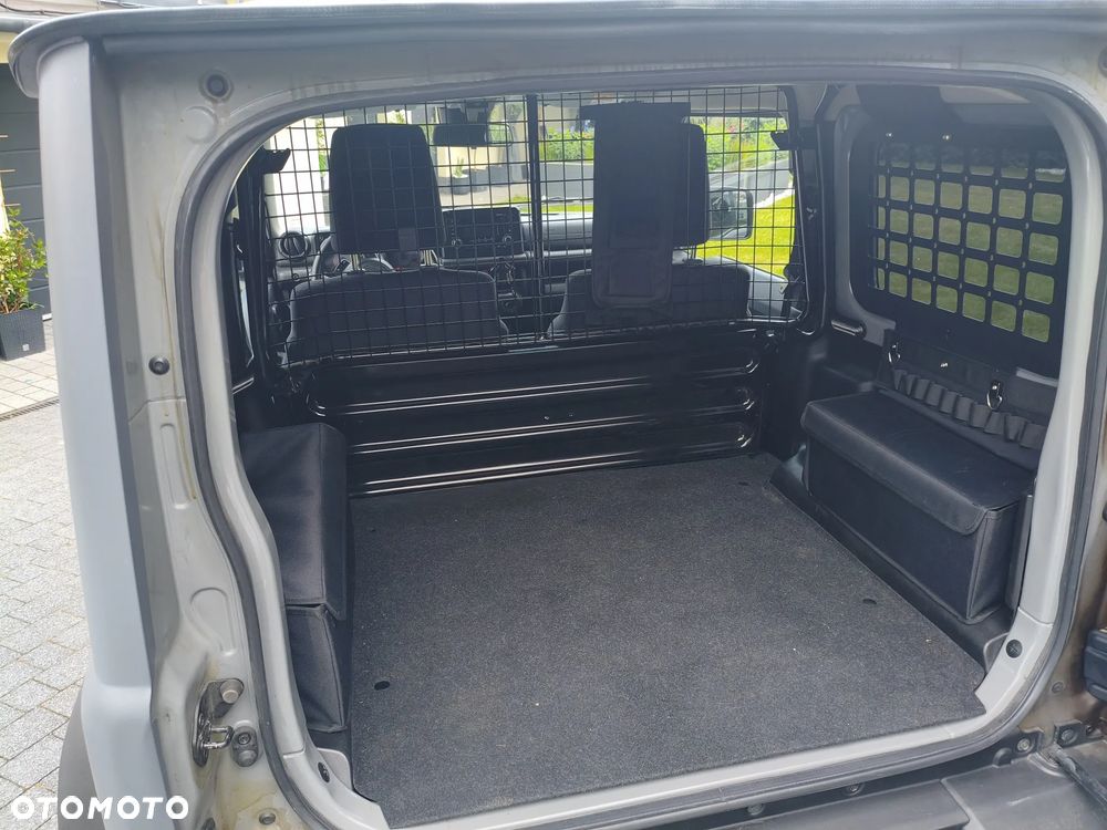 Suzuki Jimny 1.5 Pro - 9