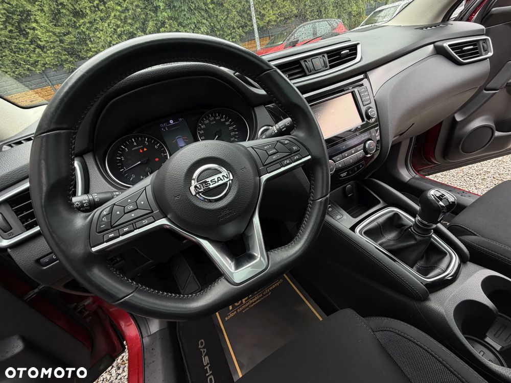 Nissan Qashqai 1.2 DIG-T N-Connecta EU6 - 28