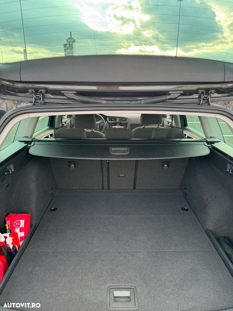 Volkswagen Golf 1.6 TDI Comfortline - 13