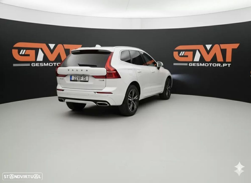 Volvo XC 60 2.0 T8 PHEV R-Design AWD - 4
