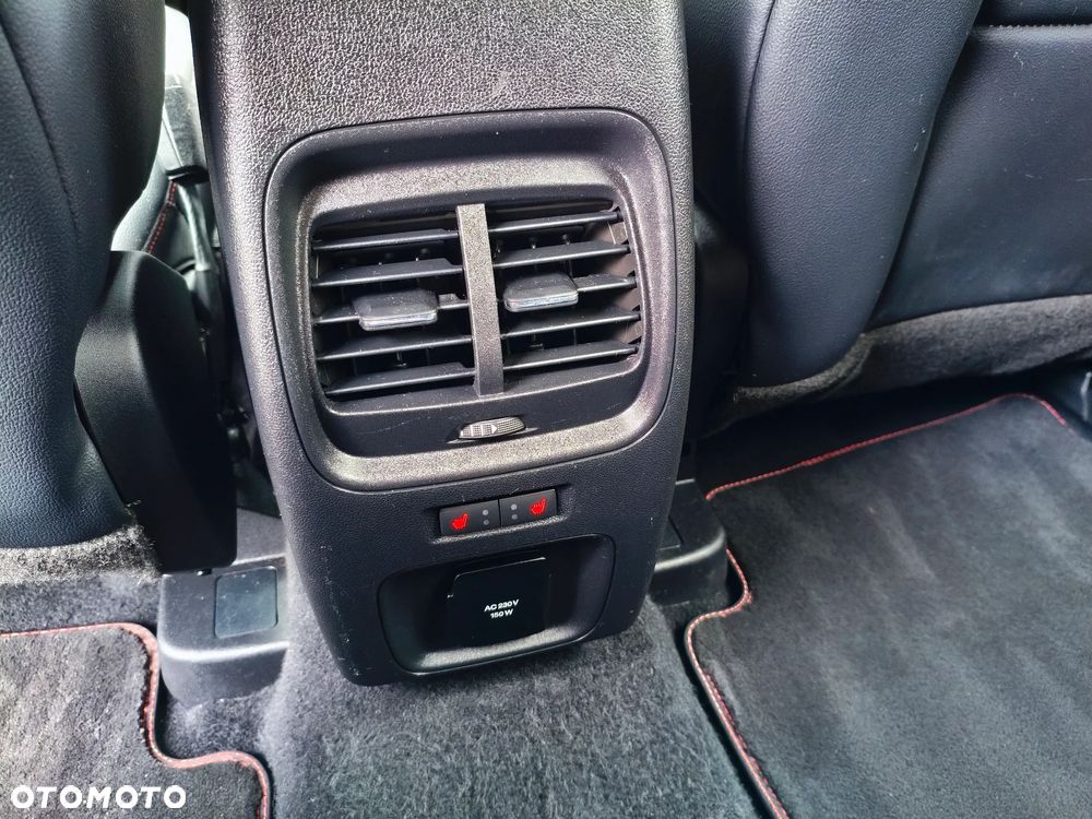 Ford Kuga 2.5P PHEV FWD ST-Line X - 29