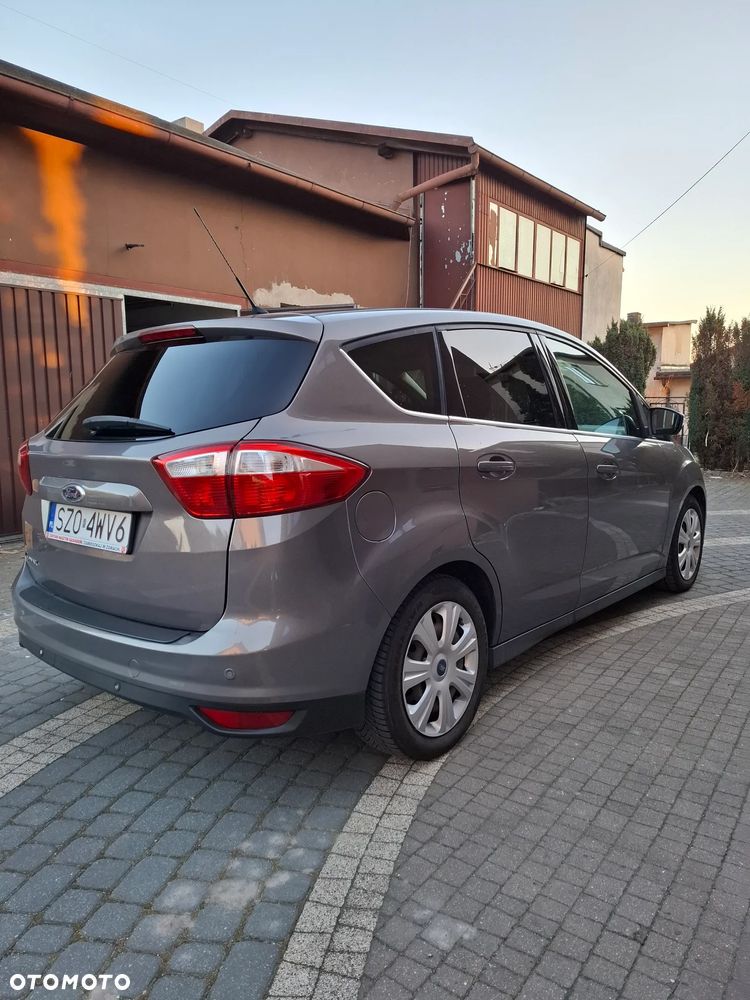 Ford C-MAX 2.0 TDCi Titanium - 4
