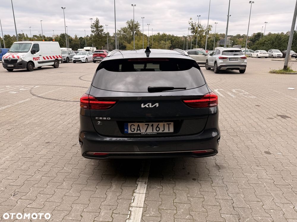 Kia Ceed 1.5 T-GDI Business Line DCT - 6