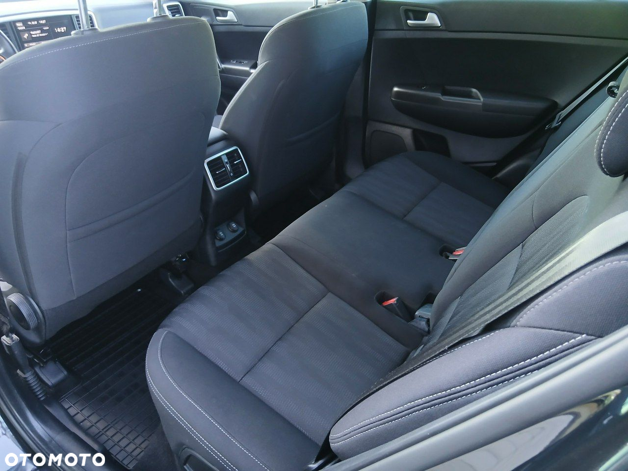 Kia Sportage - 14