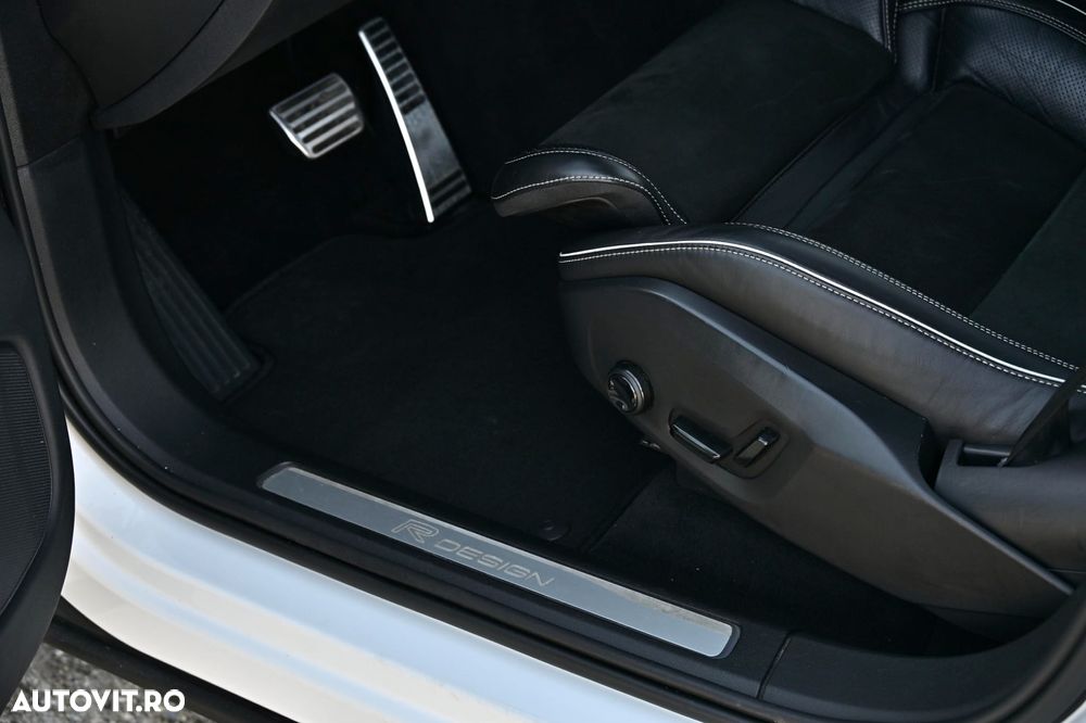 Volvo XC 60 D5 AWD Geartronic RDesign - 40