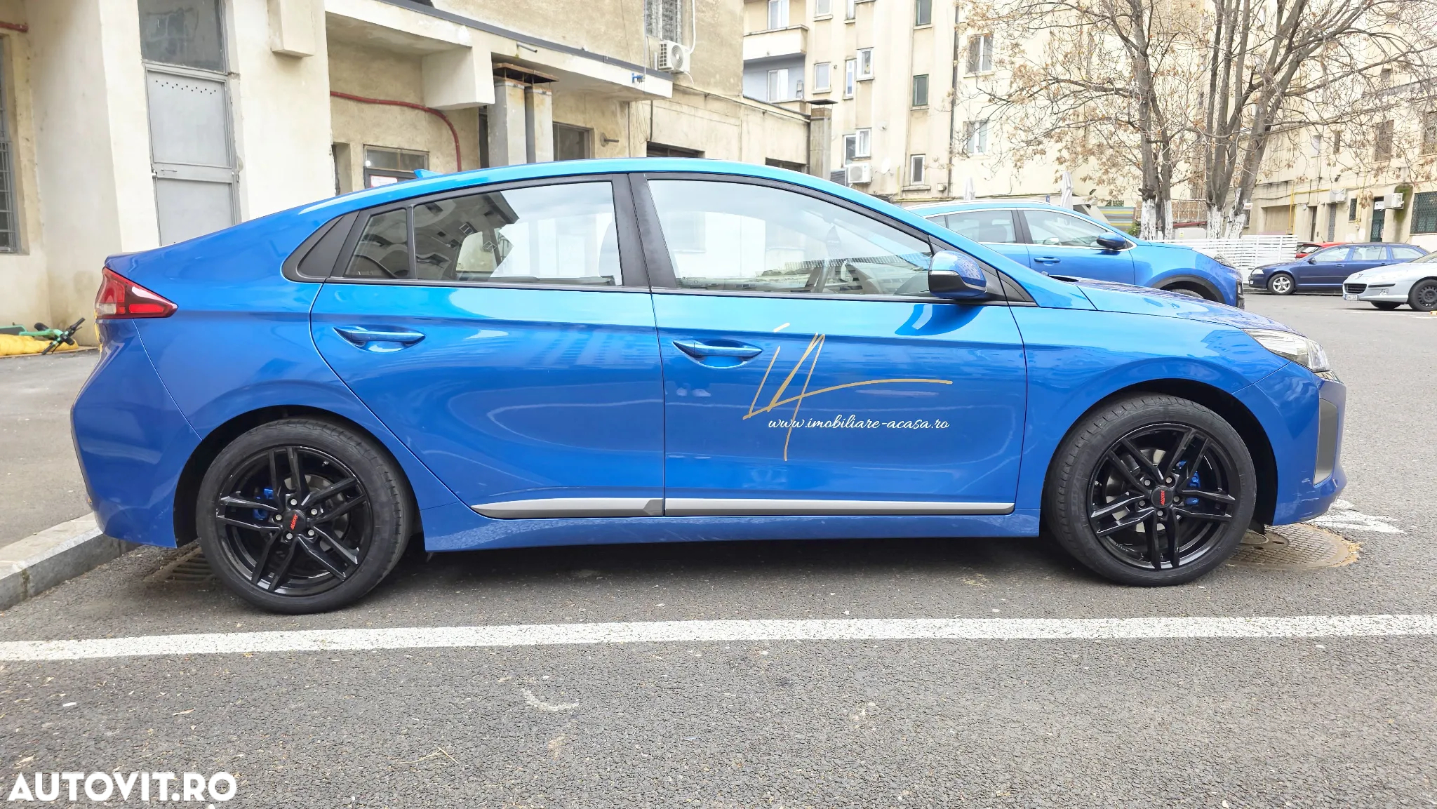 Hyundai IONIQ Hybrid 1.6 GDI Premium - 9