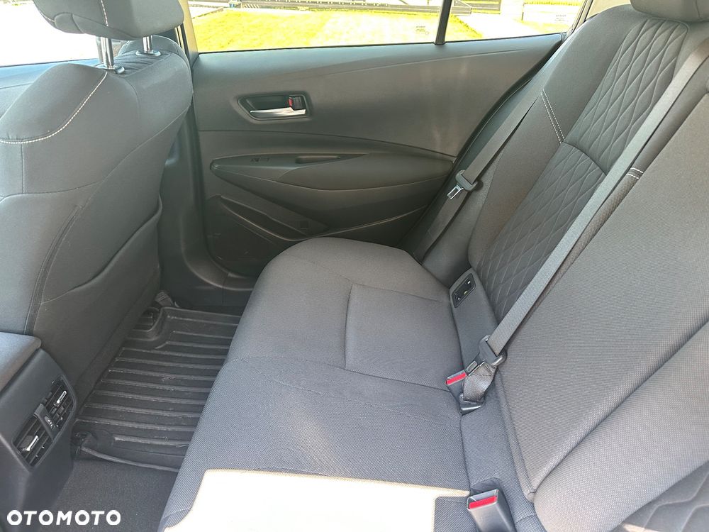 Toyota Corolla 1.8 Hybrid Executive - 18