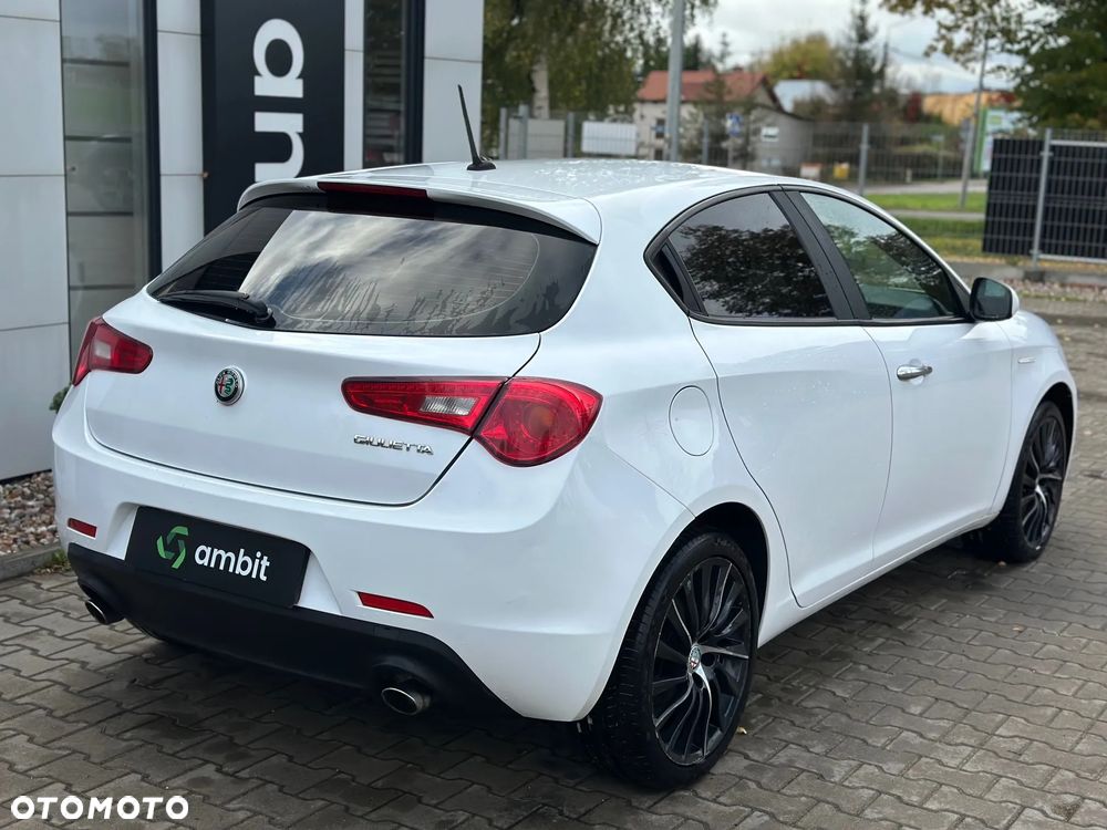 Alfa Romeo Giulietta - 6