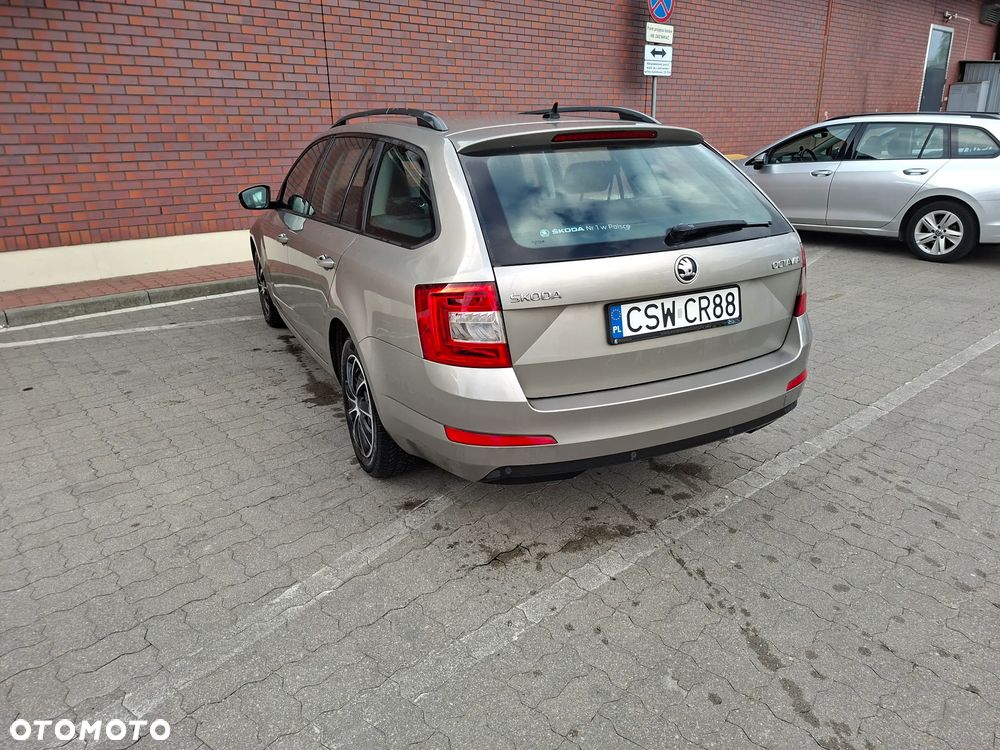 Skoda Octavia 1.4 TSI Ambition - 4