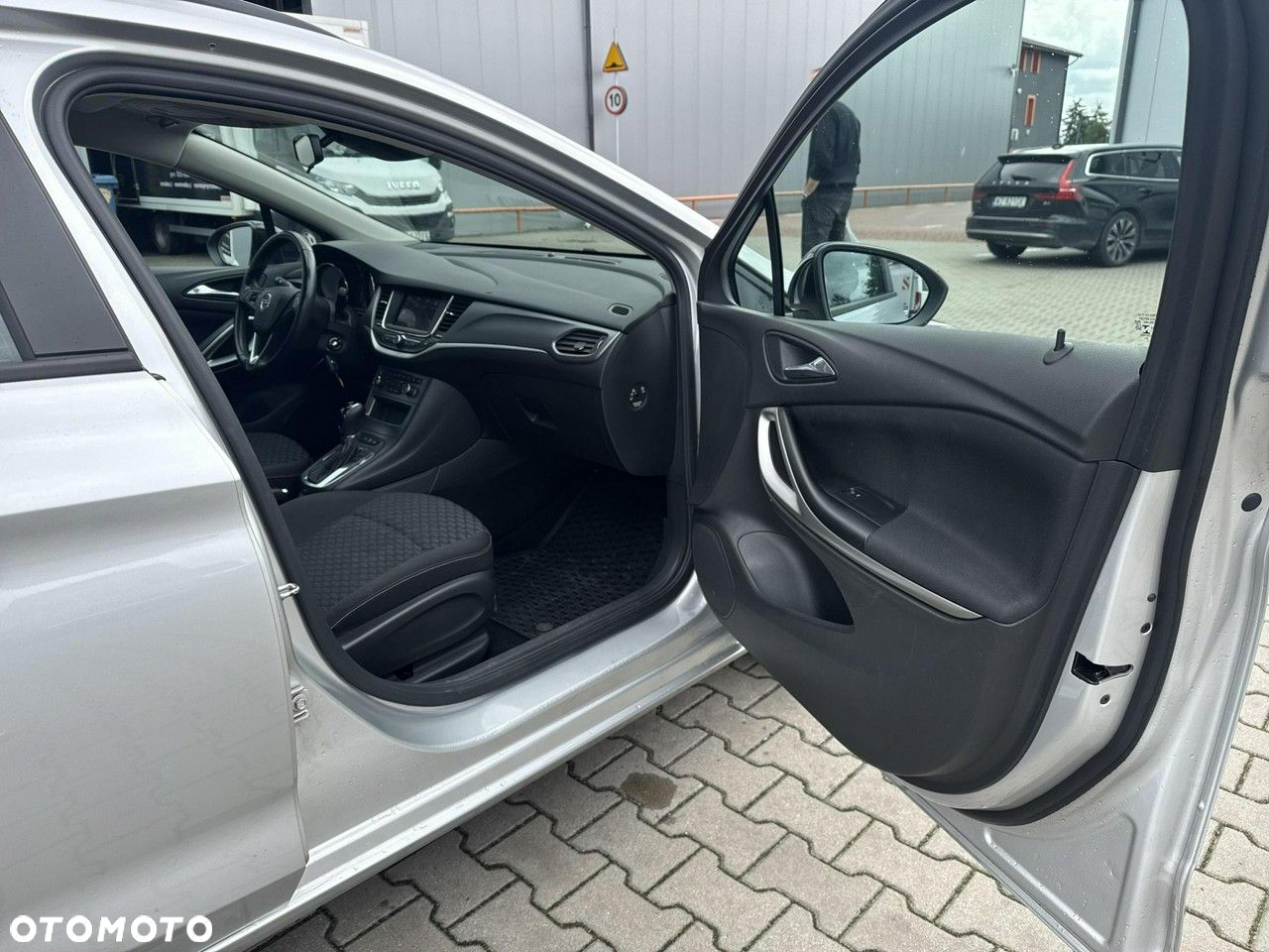 Opel Astra V 1.4 T Edition S&S - 19