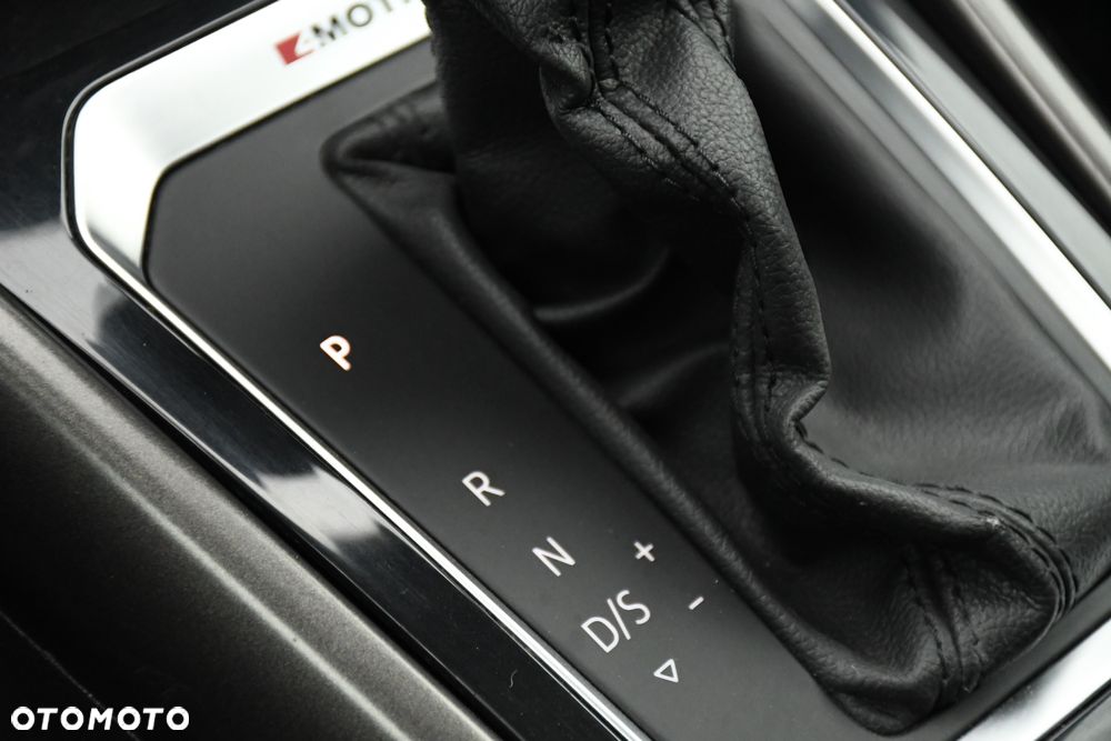 Volkswagen T-Roc 2.0 TDI SCR 4MOTION DSG ACTIVE - 33