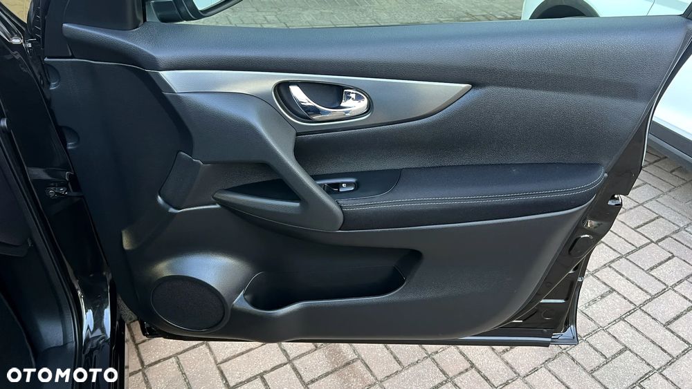 Nissan Qashqai 1.6 DIG-T Tekna - 28