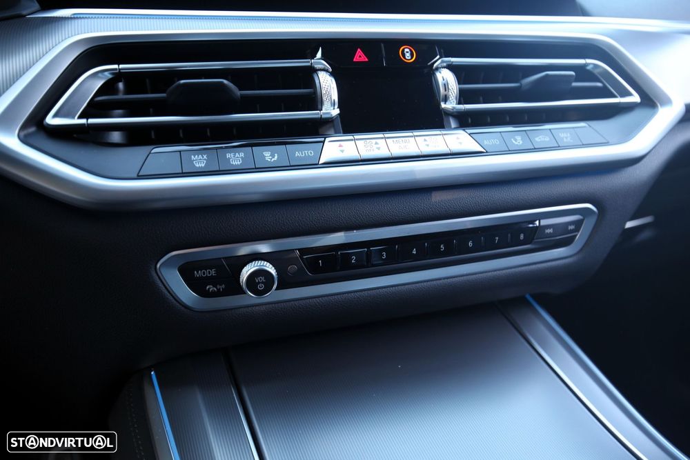 BMW X5 45 e xDrive Pack M - 44
