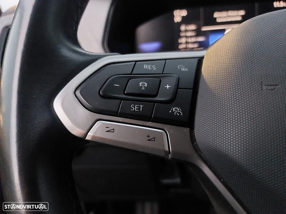 VW T-Cross 1.0 TSI Urban DSG - 17