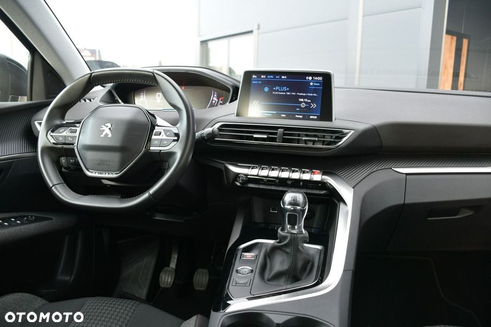 Peugeot 3008 1.2 PureTech Active Pack S&S - 17