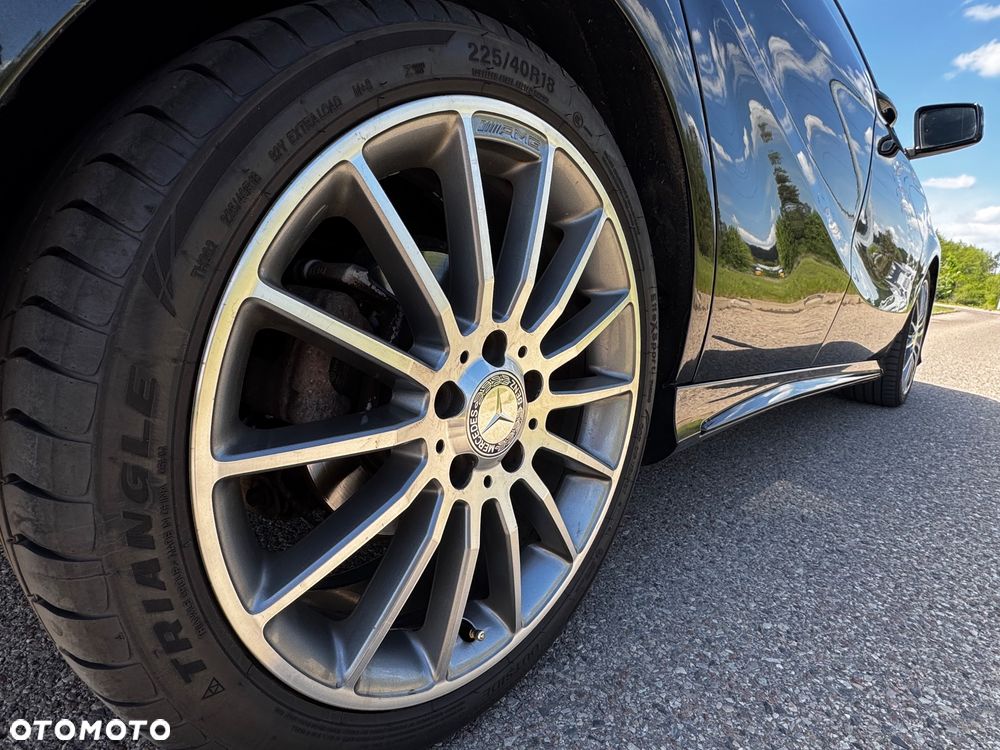 Mercedes-Benz Klasa A 180 AMG Line - 24