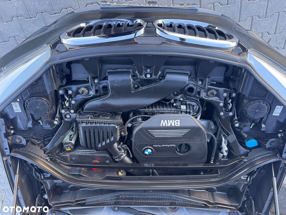 BMW X1 sDrive18i GPF Sport Line - 37