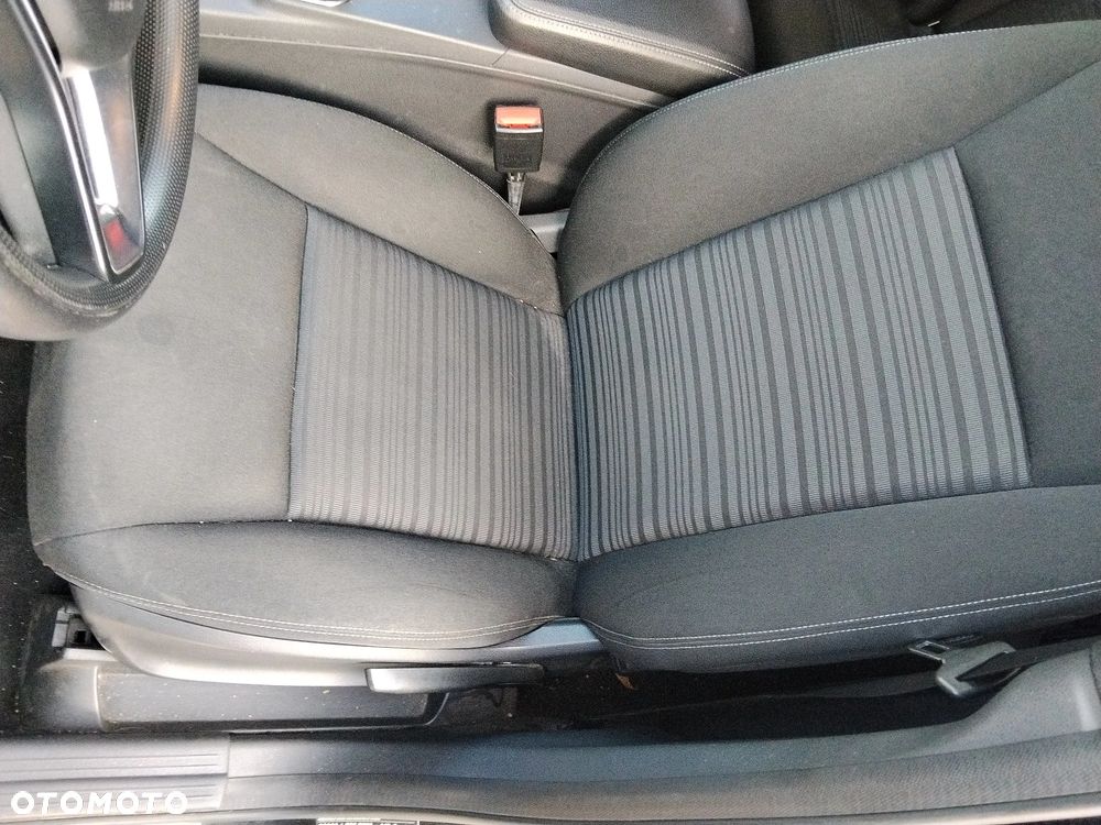 Mercedes-Benz Klasa B 180 CDI - 11