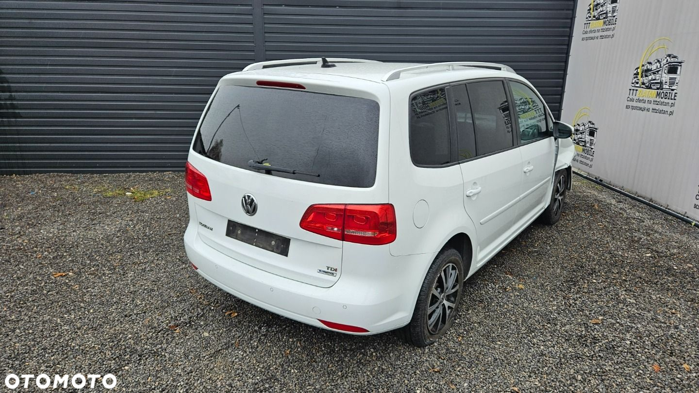 Volkswagen Touran - 24