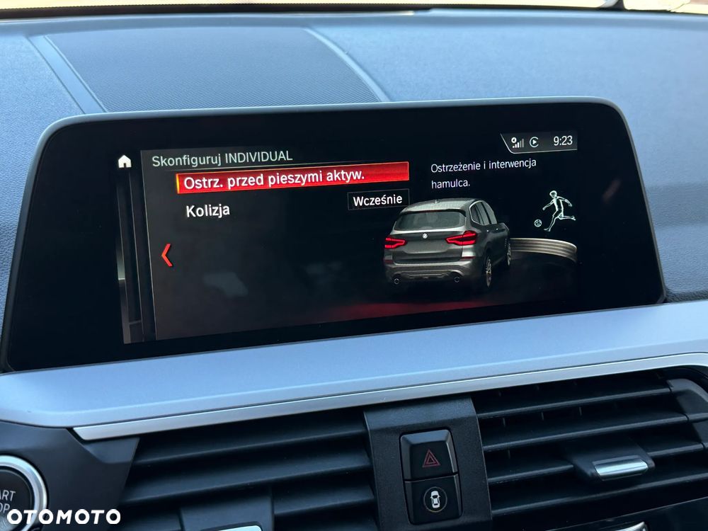 BMW X3 xDrive20i GPF Advantage - 21