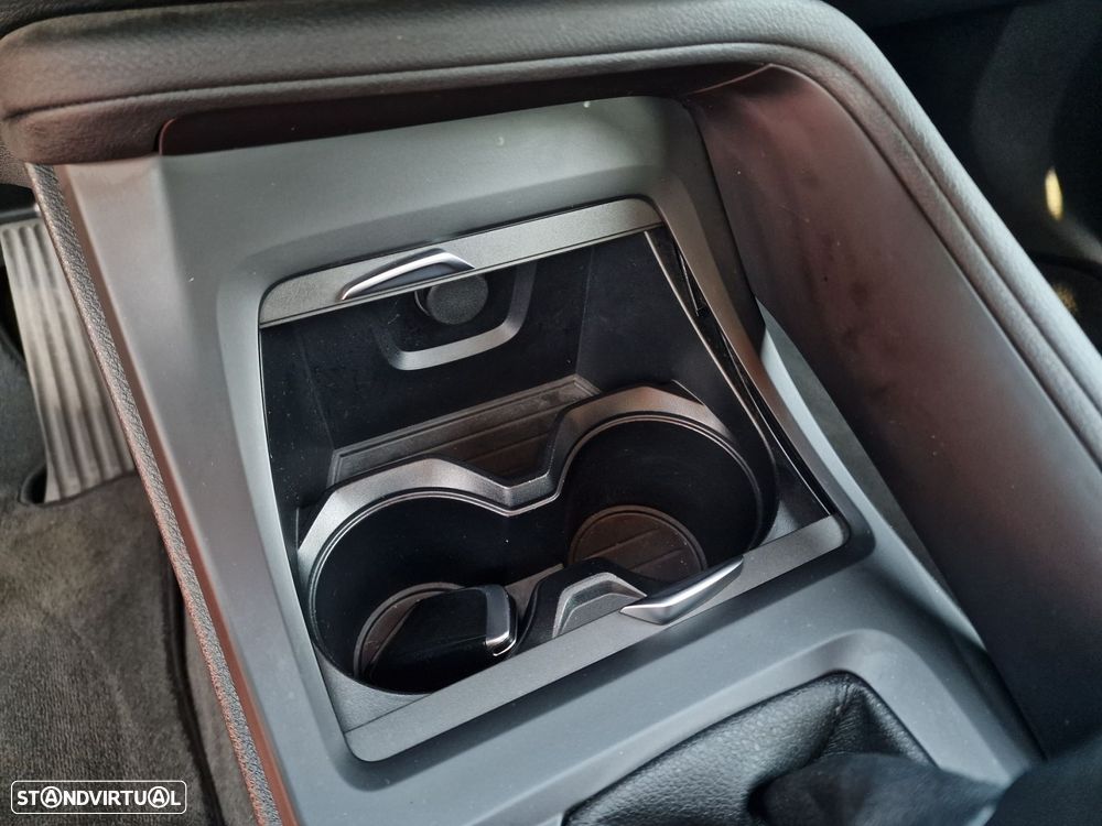 BMW X1 16 d sDrive Advantage - 32