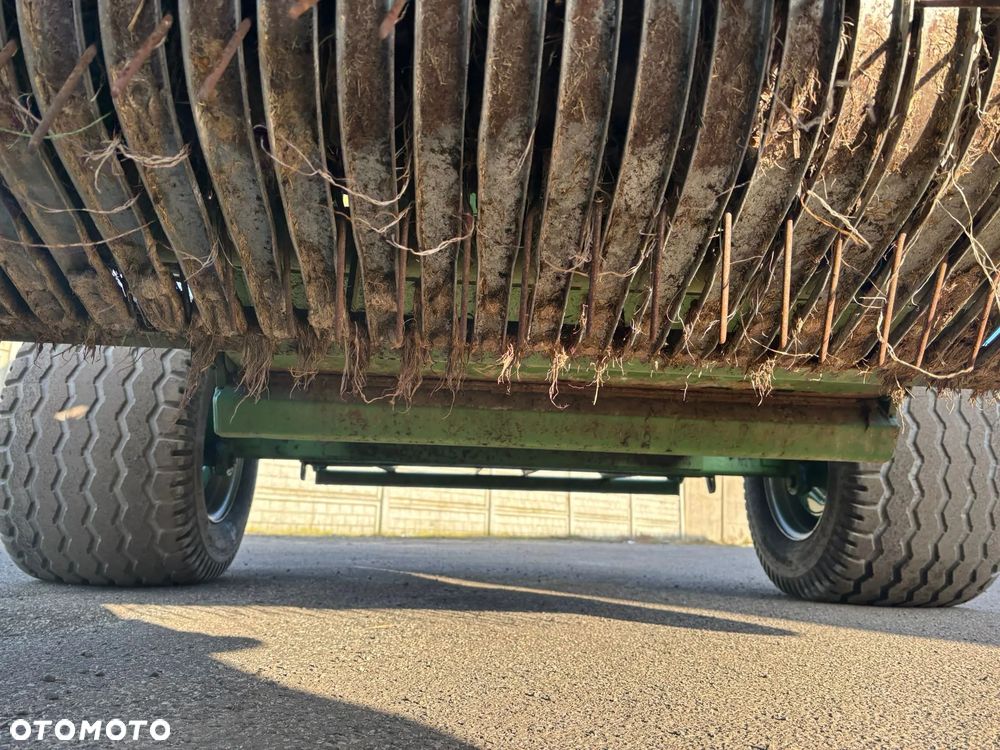 Krone Krone Comprima V150 –ISOBUS/ Zmienokomorowa/Opuszczana podłoga – 2020 –12688 Bel - 12