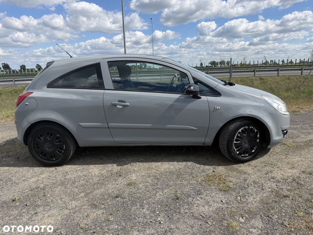 Opel Corsa - 2