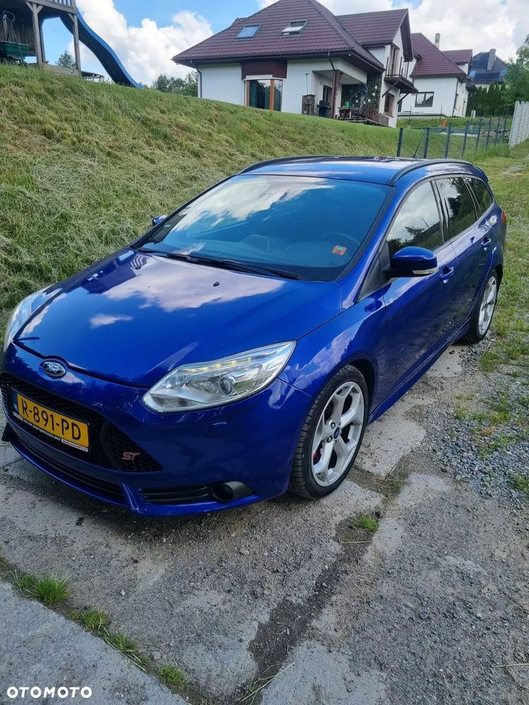 Ford Focus 2.0 EcoBoost ST mit Leder-Sport-Paket - 4